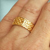 Yellow Gold Wide Celtic Knotwork Band - Size 8