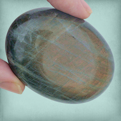 Copper Flash Labradorite Palm Stone