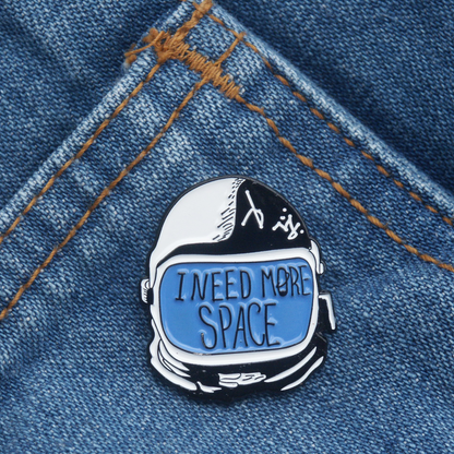 Astronaut Helmet Enamel Pin