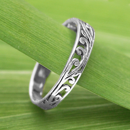 Silver Vine Ring