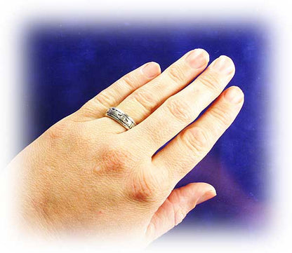 Claddagh Spin Ring (sizes 4, 5)